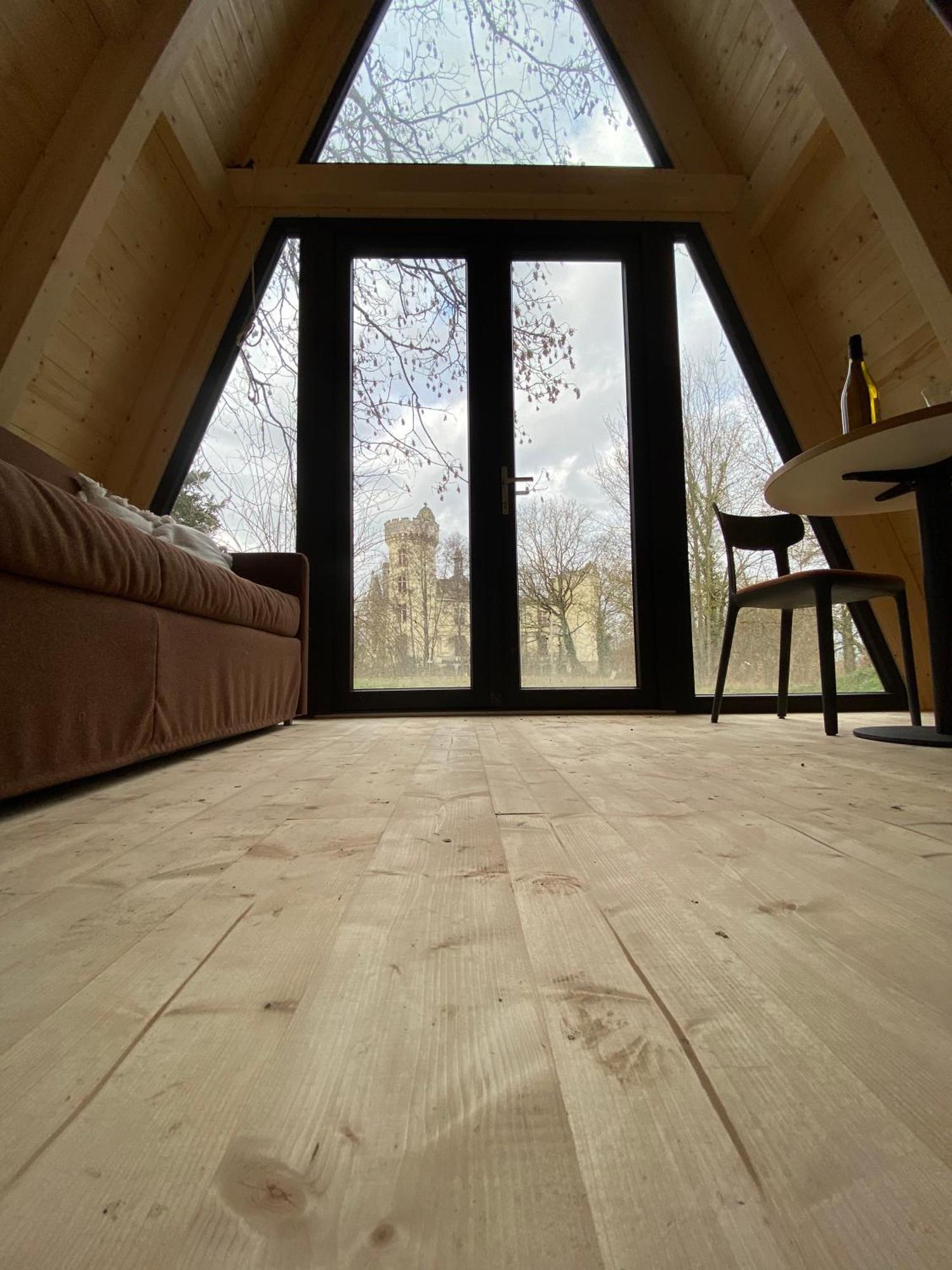 Ecolodges De Reve Dans Un Chateau De Conte De Fees Les-Trois-Moutiers Exterior photo